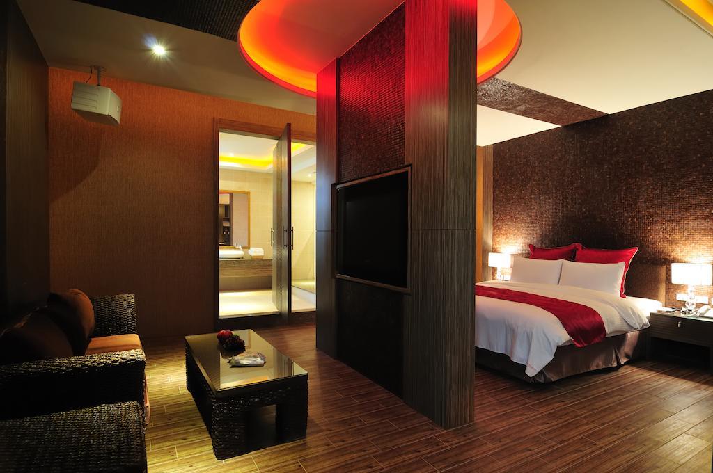 One + One Motel Longtan Habitación foto